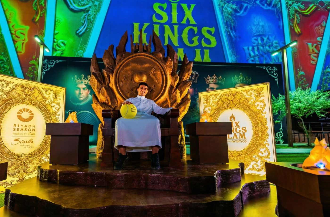 Six Kings projection mapping